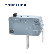 TONELUCK 厂家供草坪机园林工具两脚微动开关 清洗机设备微动开关