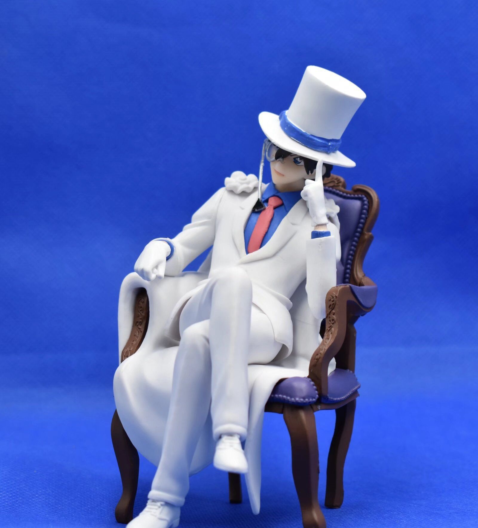 怪盗基德 黑羽快斗 白衣礼服 椅子基德 坐姿公仔 手办盒装模型