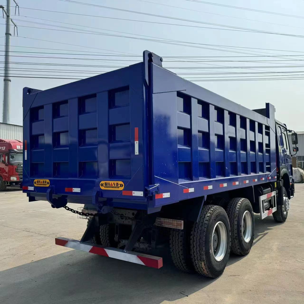 二手出口豪沃前四后八轮6*4工程自卸车375后翻式翻斗渣土自卸车