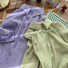 这家衬衫绝绝子好卖啊~宽松单排上衣潮纯色中长款褶皱感翻领衬衫