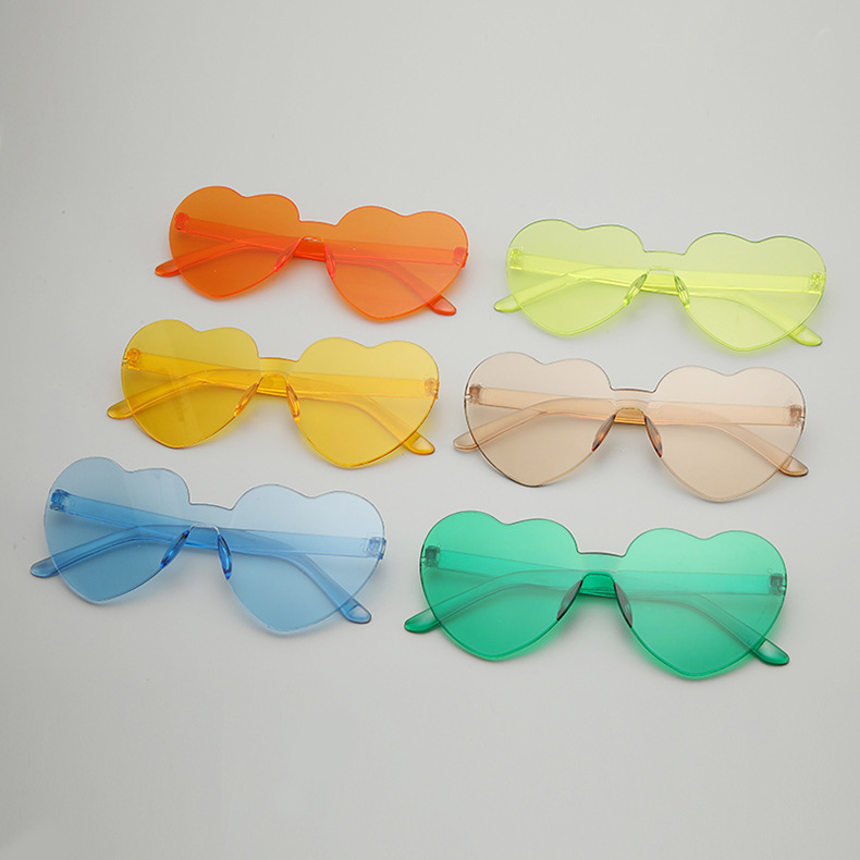2024 new sunglasses peach heart sunglasses love glasses european and american fashion frameless one-piece sunglasses