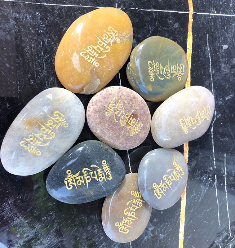 深刻玛尼石六字真言 六字大明 观音心 手工制作 厂家直销