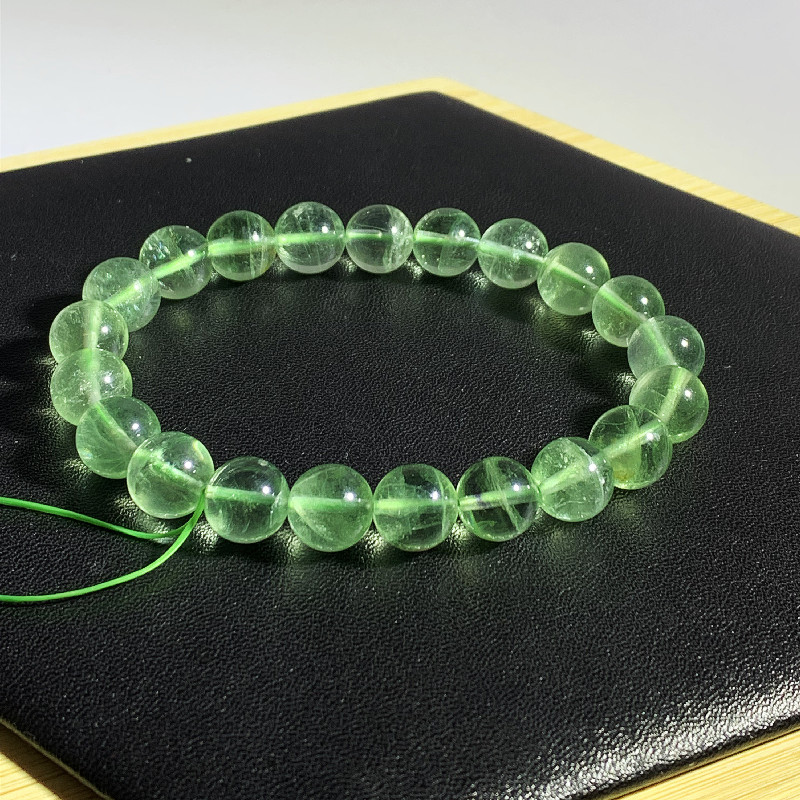 ins天然绿萤石手串女湖水绿莹石手链蓝绿糖果色七彩透体水晶饰品
