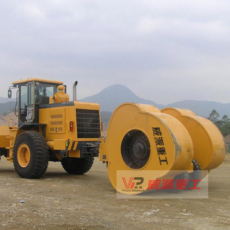 三角冲击碾 铲车拉的冲击压路机