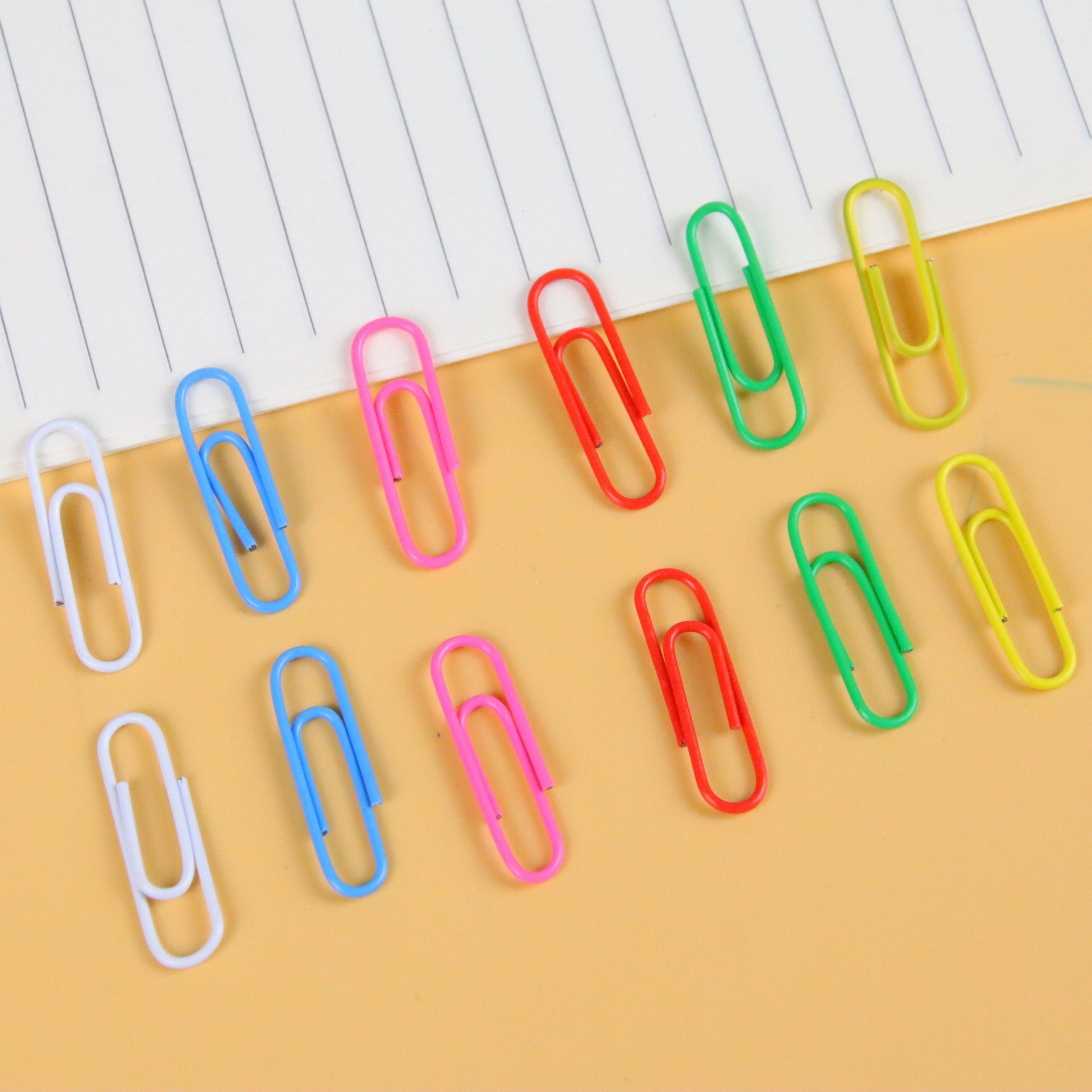 袋装彩色回形针创意办公用品资料固定针28mm学生文具曲别针70枚装