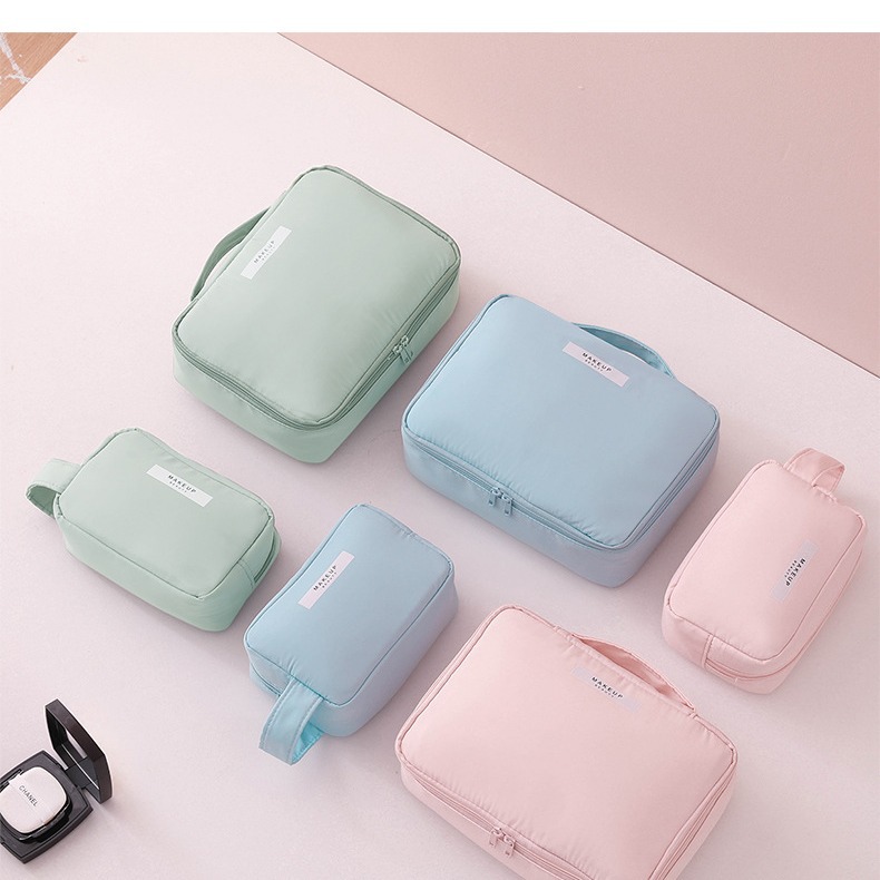 新款化妆品收纳包旅行大容量ins风洗漱包便携式pu防水手提化妆包