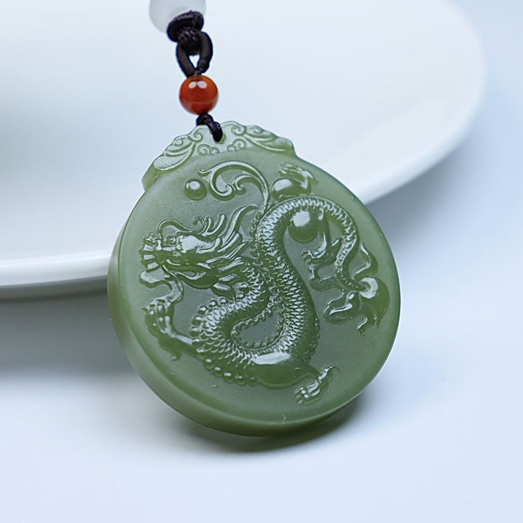 和田玉十二生肖龙吊坠男女款属相龙牌玉佩青海料玉石玉坠项链