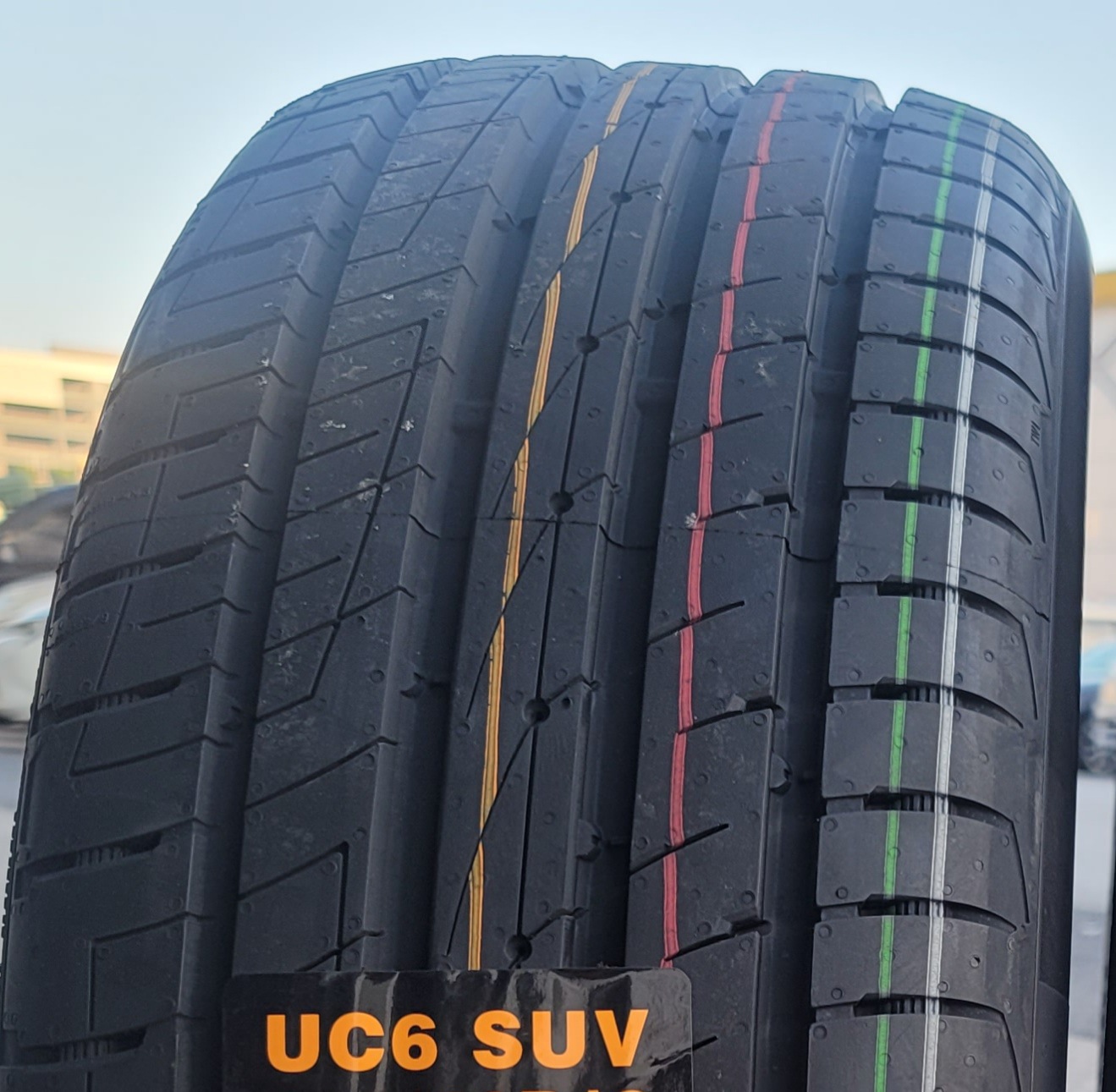 马牌235/50r19 99v uc6花纹  csc5花纹 轮胎