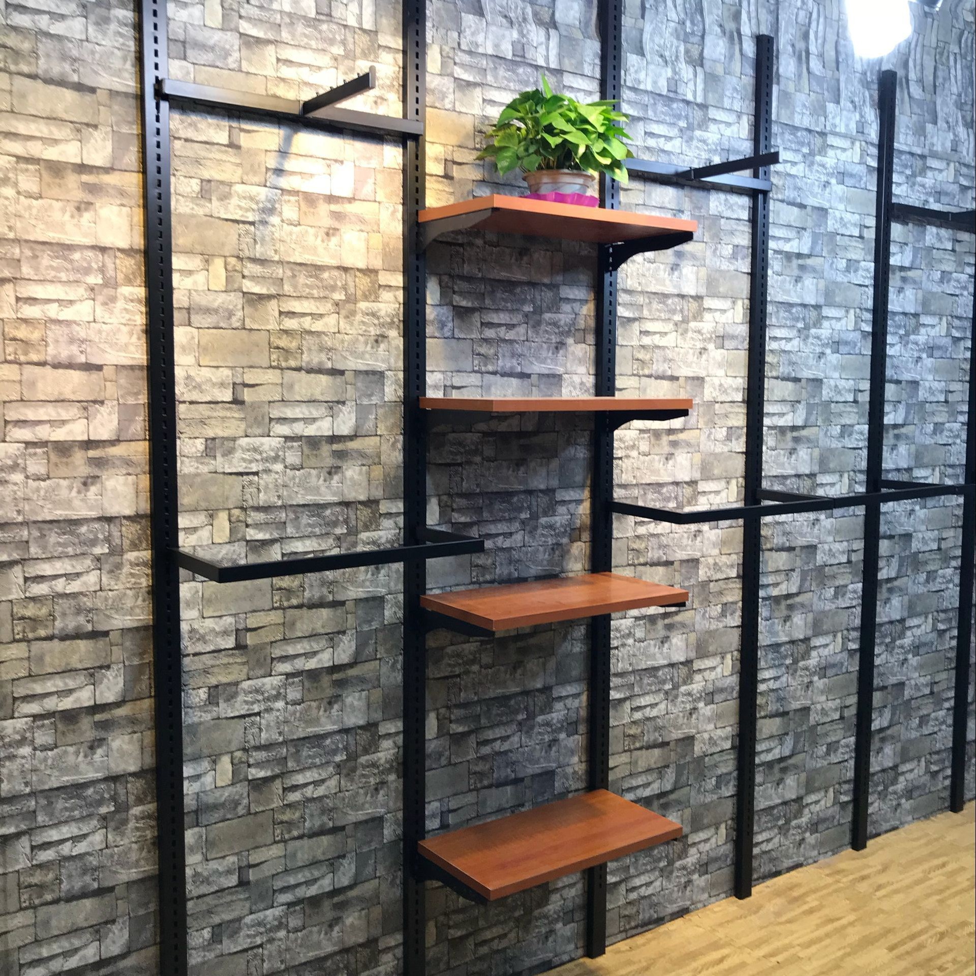 上墙立柱组合货架