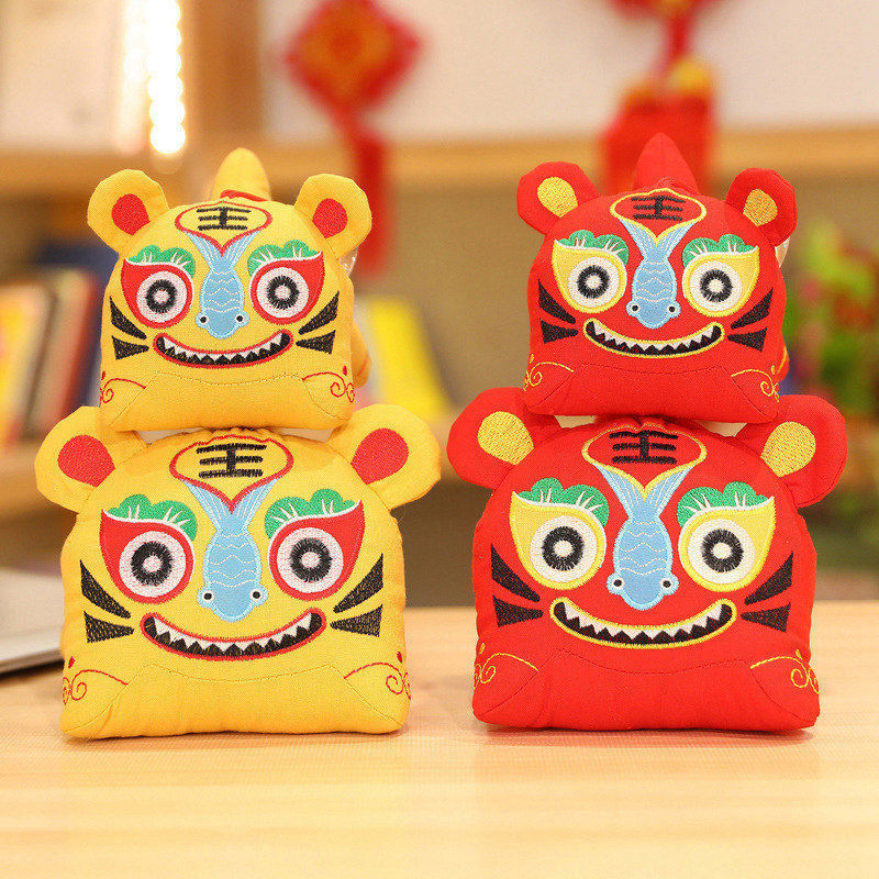 虎公仔小老虎虎头布艺金鱼虎公仔毛绒玩具传统虎年玩偶款年会