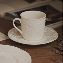 复古法式陶瓷咖啡杯碟套装手工浓缩欧式杯碟纯白简约中古花茶杯具