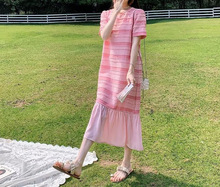 粉色条纹网纱拼接鱼尾连衣裙女夏季2023新款宽松显瘦休闲T恤长裙