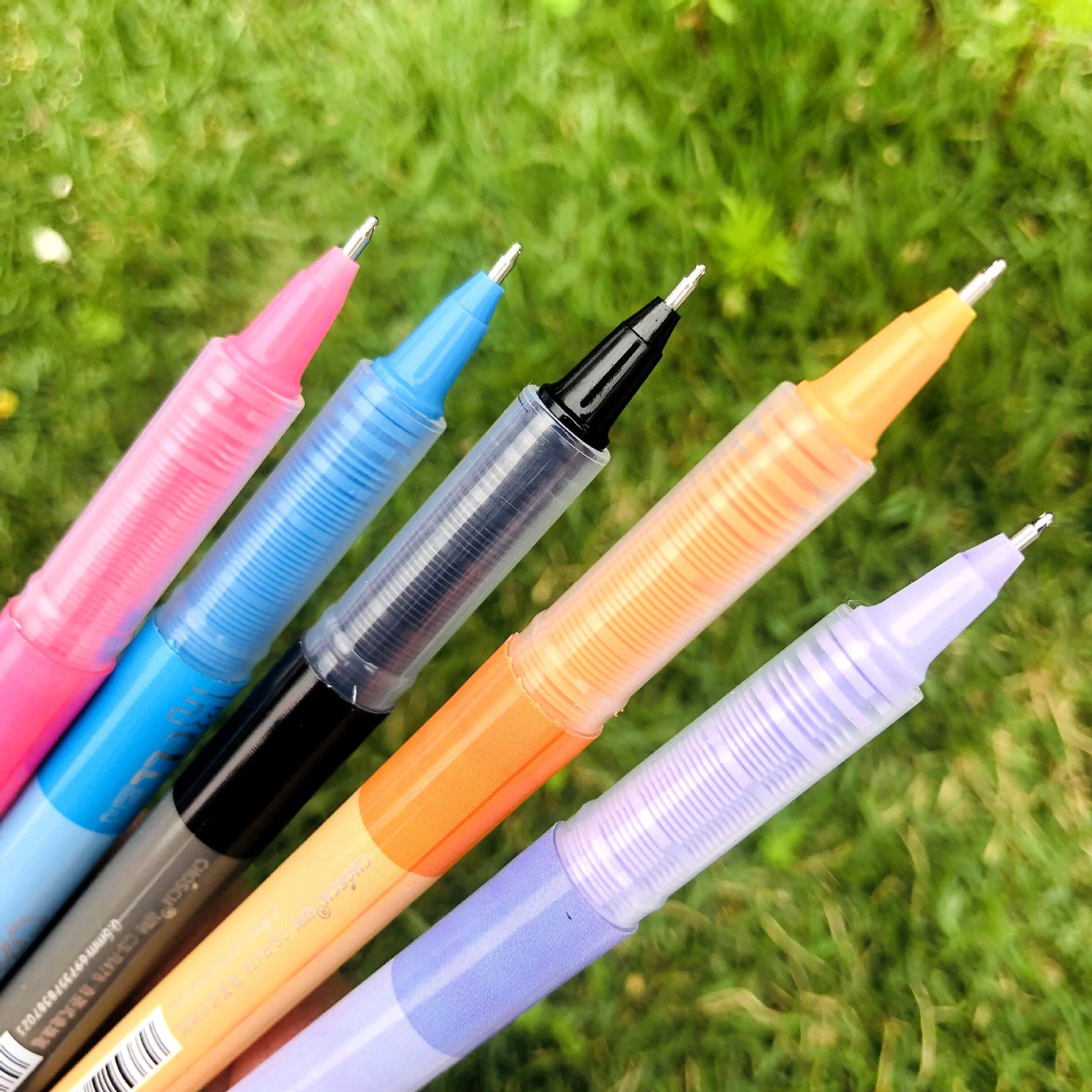 超时彩色直液式走珠办公签字笔学生写字考试文具用品中性笔套装