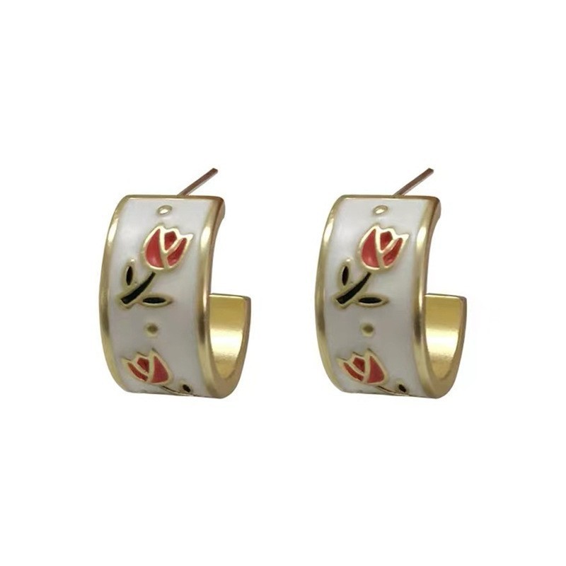 Pearl Stud Earrings 925 Sterling Silver High-Grade Earrings 925 Silver Needle Spring Love Heart Earrings Women Elegant Jewelry Wholesale