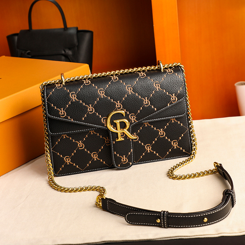 女包包2021新款潮流行时尚质感真皮大链条包名牌单肩斜挎小包春夏