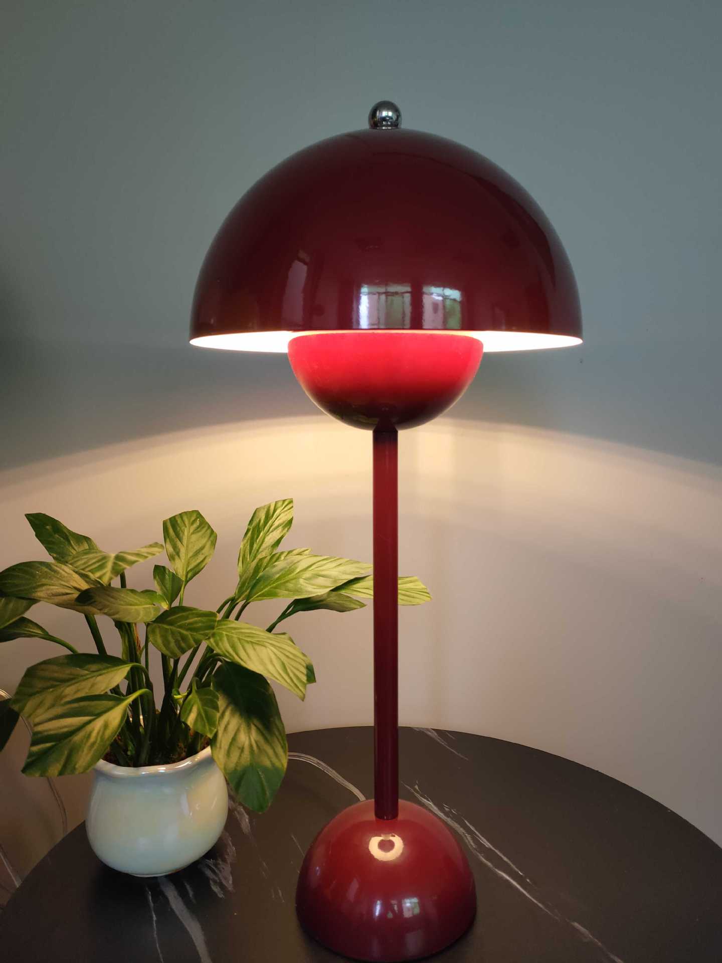 后现代简约台灯丹麦北欧设计师酒店别墅样板房装饰创意台灯