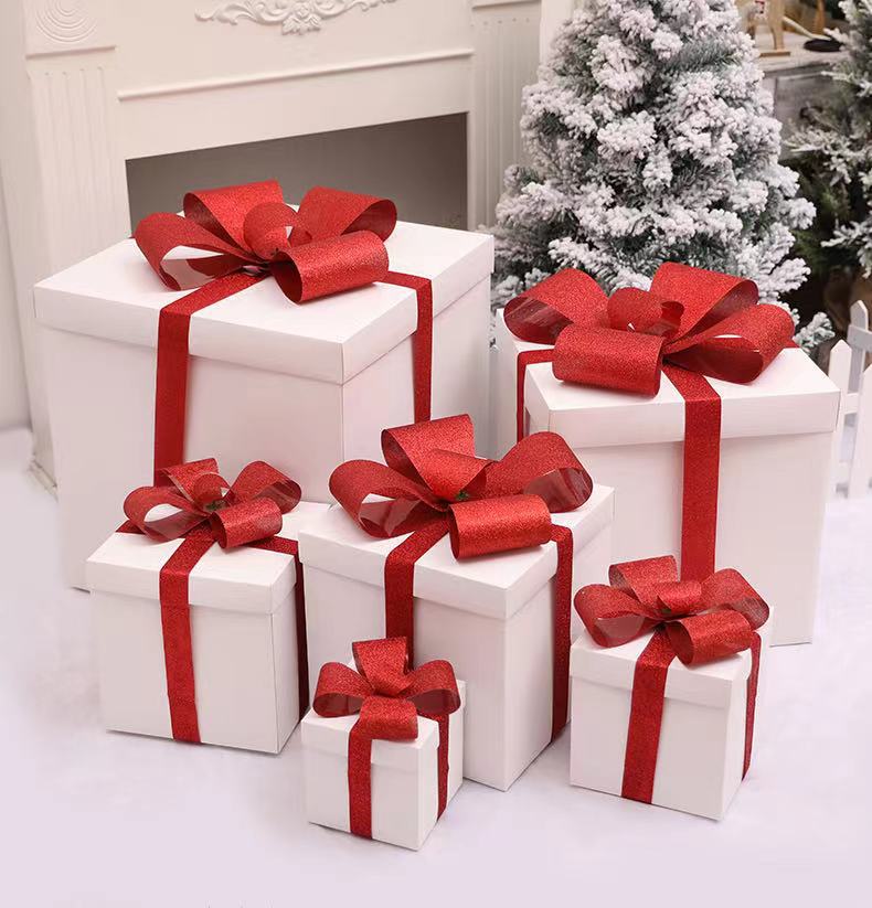 国庆节圣诞节装饰白色礼包礼盒礼物盒堆头商场橱窗布置道具堆盒子