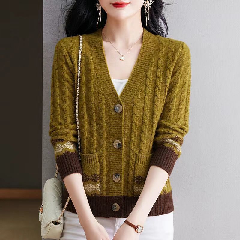 中年妈妈春秋外搭上衣针织开衫女洋气减龄宽松大码加厚毛衣外套女