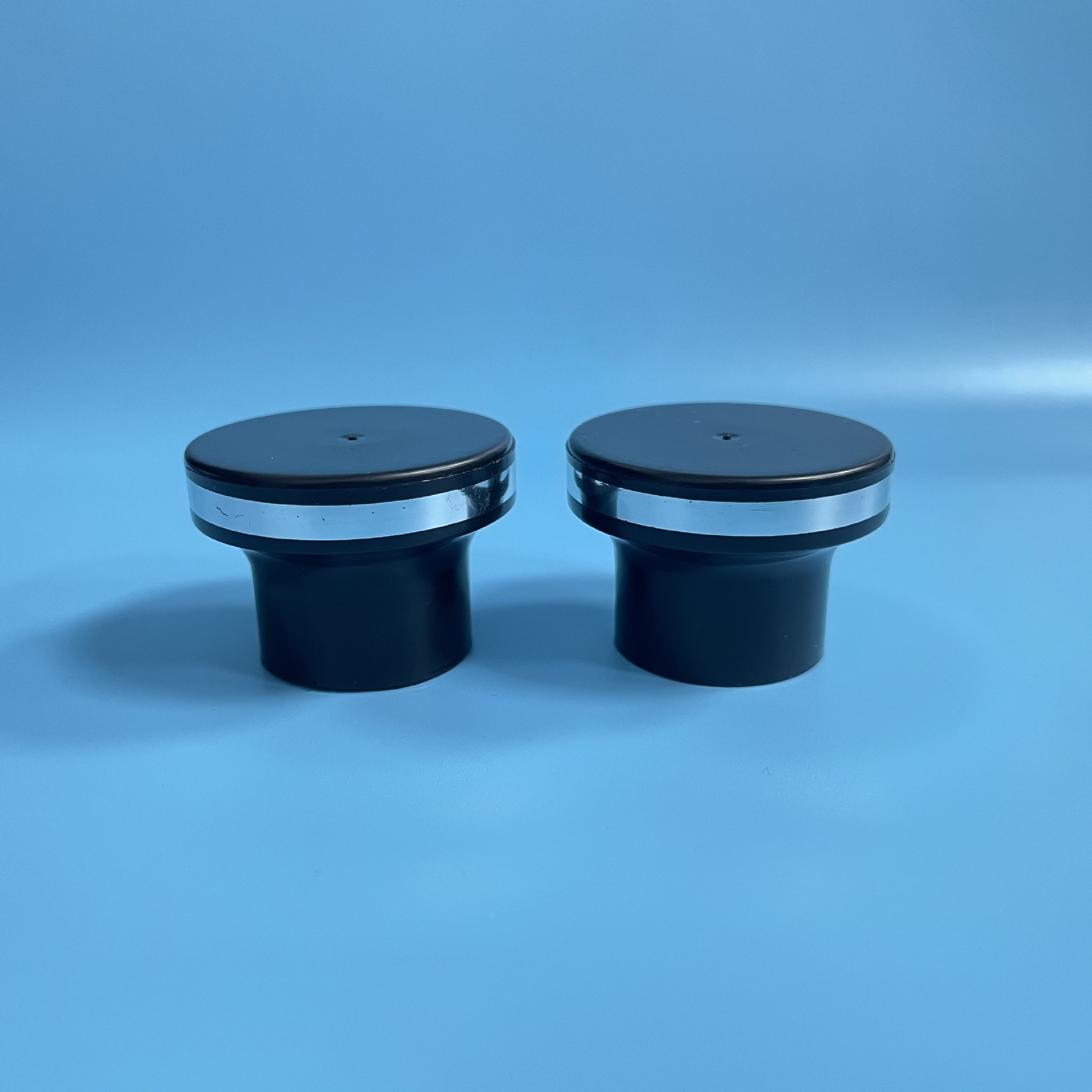 t24牙t型旋盖 护发素洗头水旋转黑色瓶盖厂家批发 小瓶子旋转盖