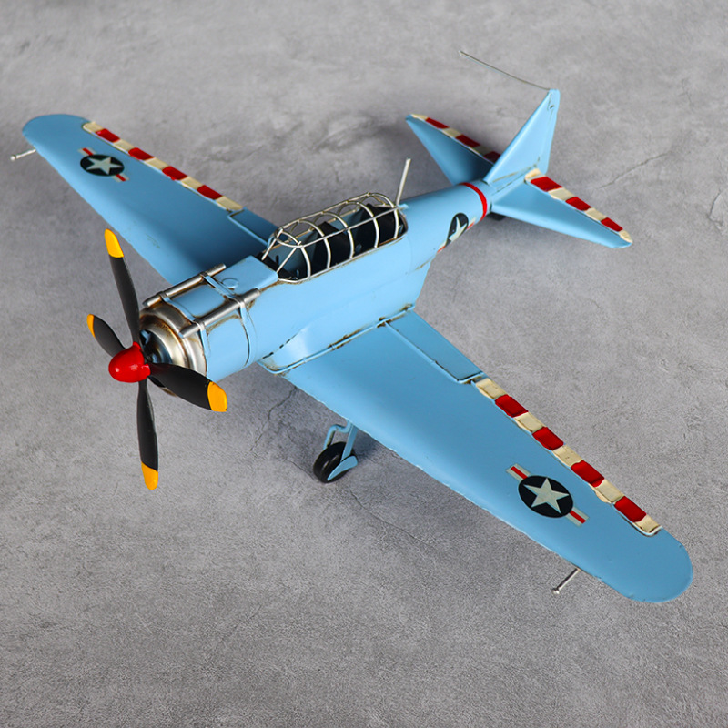 长津湖仿真f4f夜猫战斗机模型铁皮手工艺品复古怀旧老式飞机摆件