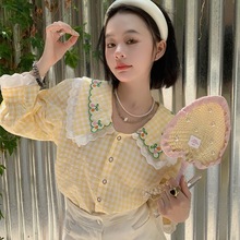日系甜美别致娃娃领格纹衬衫少女夏季设计感法式减龄刺绣开衫上衣