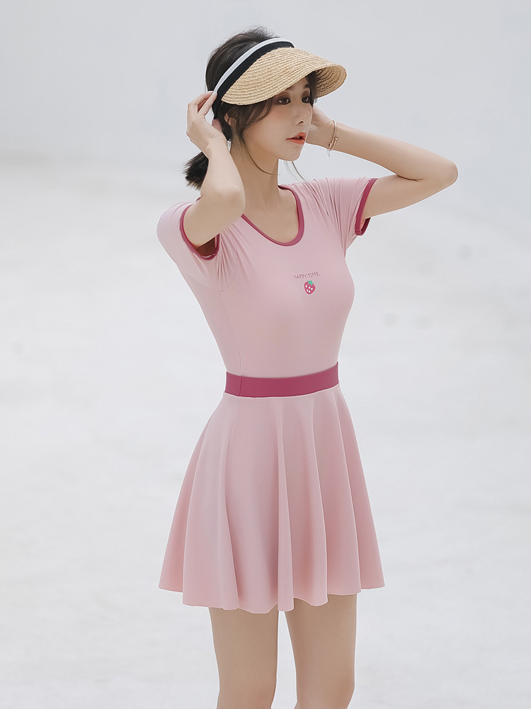 日系可爱露背连体泳衣女温泉沙滩款保守短袖小清新少女泳装批发