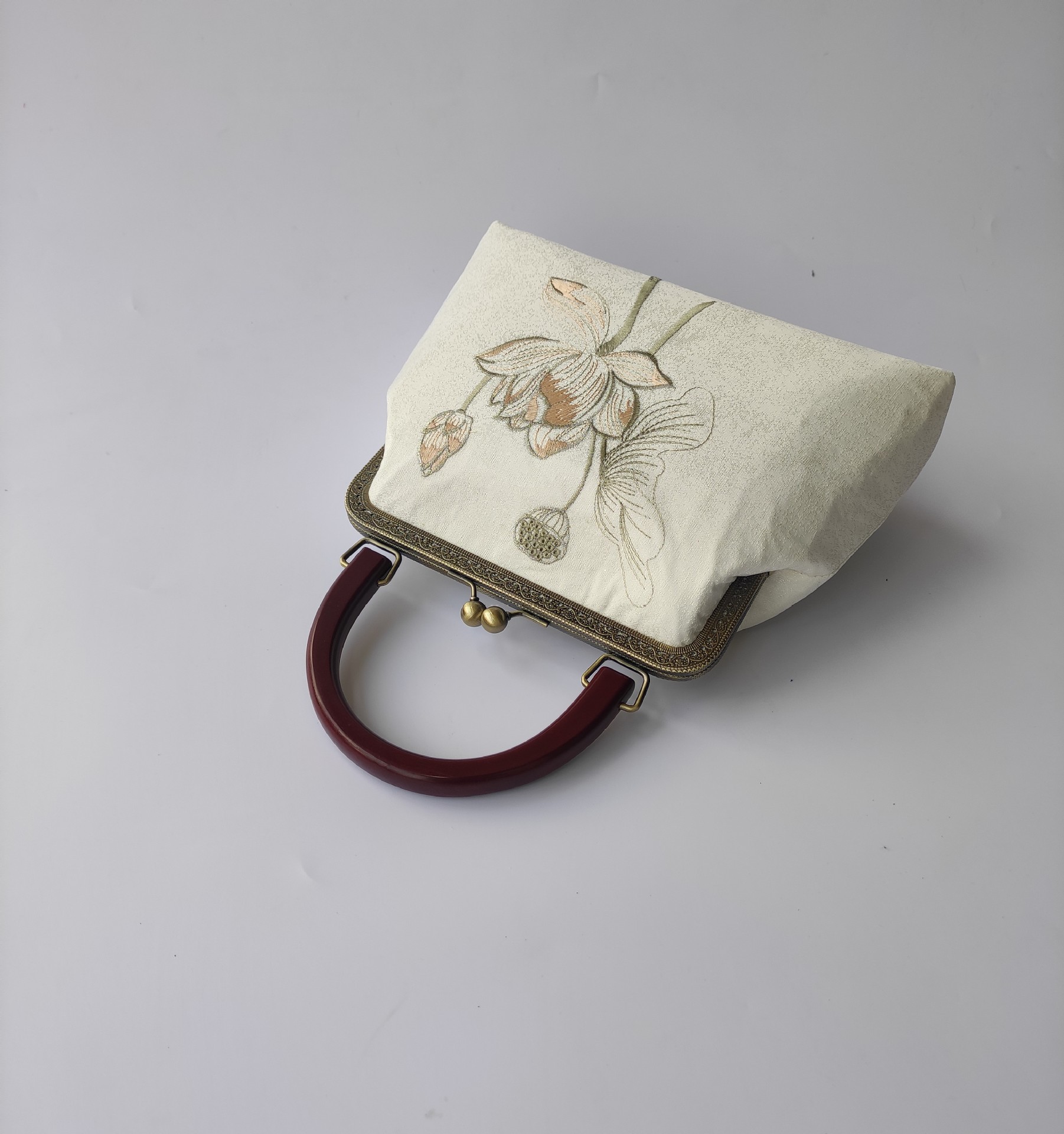 古风汉元素汉服斜挎民族风复古刺绣包口金包旗袍包包