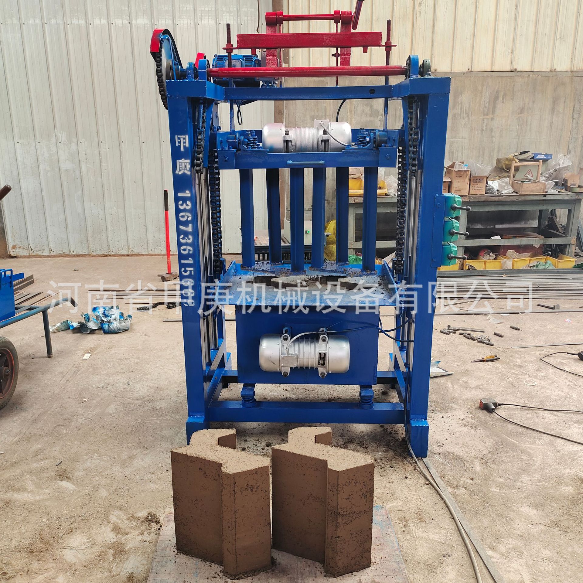 河道挡土墙砌块砖机  堤坝连锁块生态护坡砖机 植生水泥砖机设备