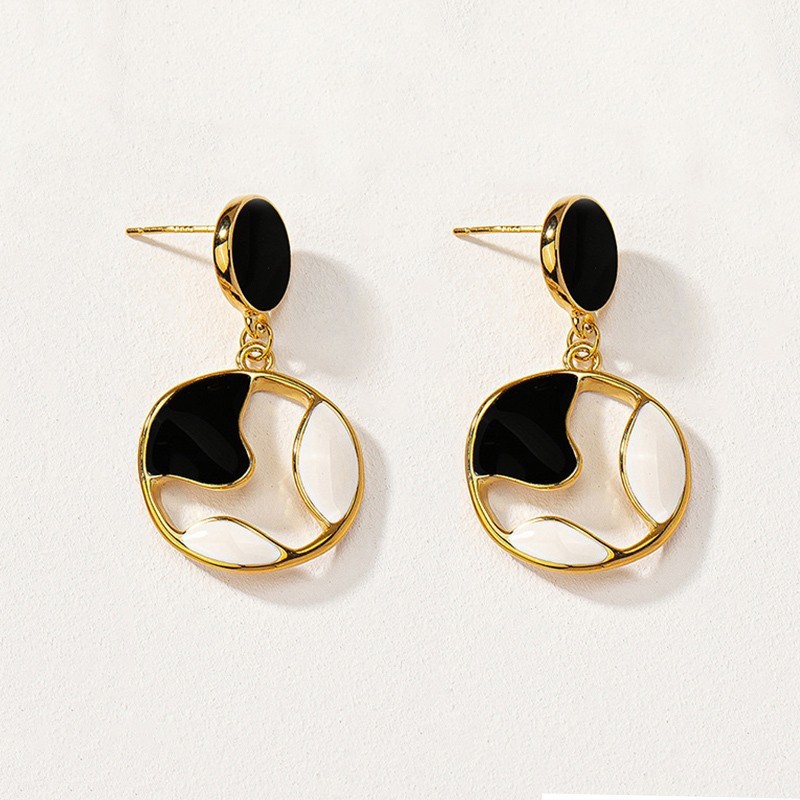 2024速卖通畅销欧美时尚轻奢高级感黑白滴油合金耳钉耳环饰品批发