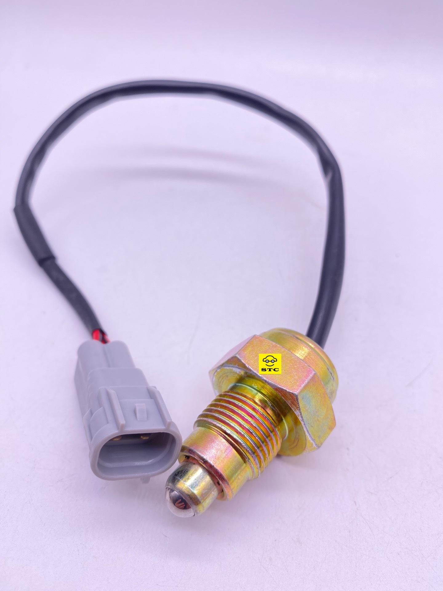 84222-35110 84222-35080 倒车灯开关 适用于丰田车型