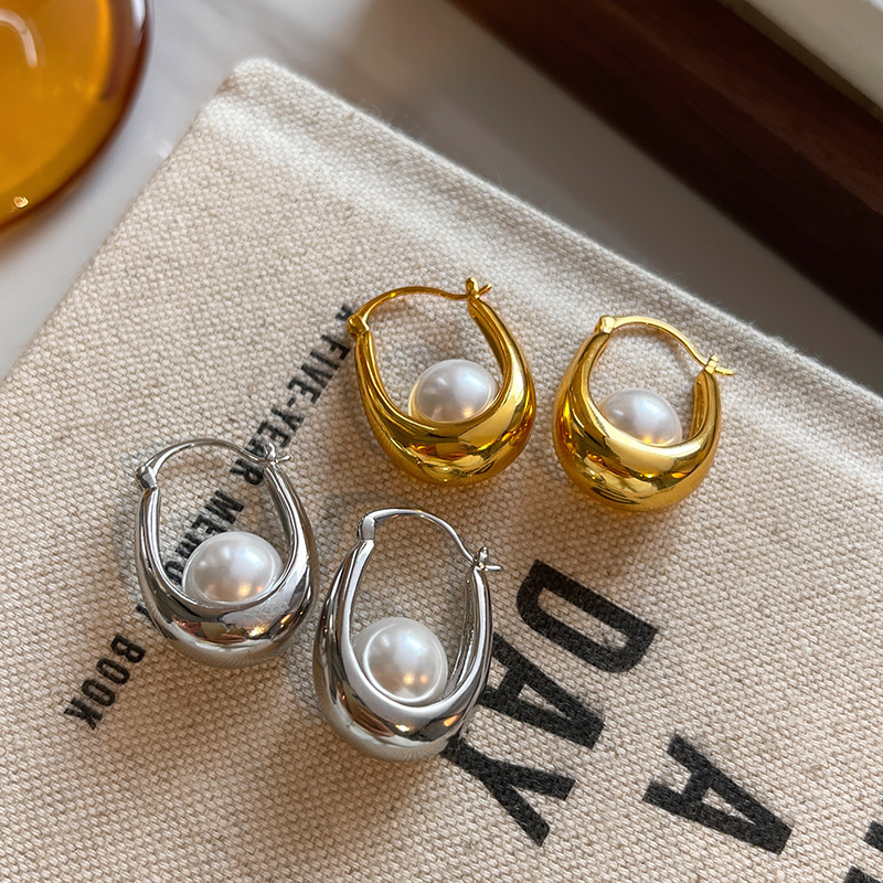 ornament earring ear clip niche high-grade pearl earrings online influencer earrings real gold electroplated geometric earrings wholesale