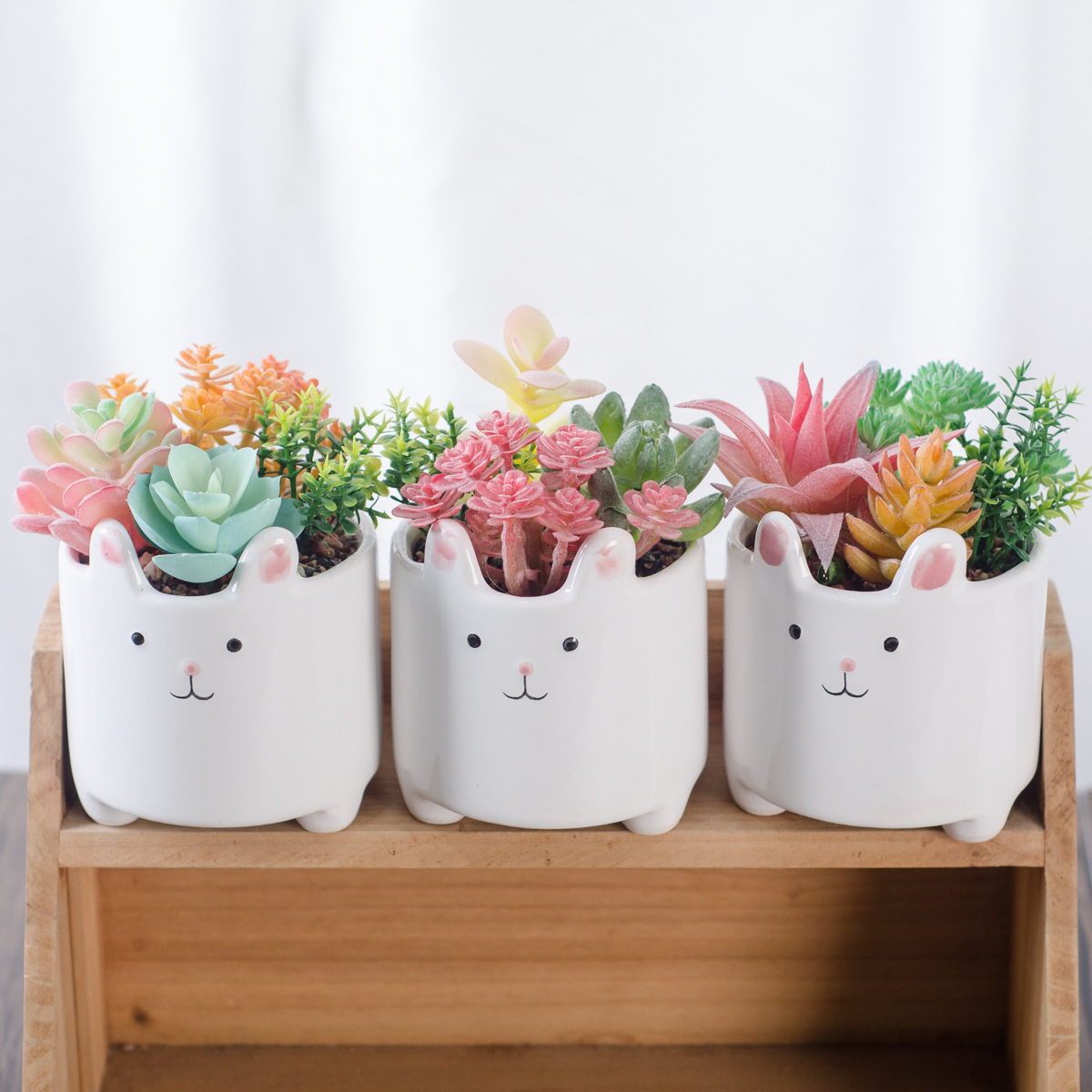 北欧ins可爱兔子陶瓷盆栽绿植多肉家居软装柜台桌面书房饰品