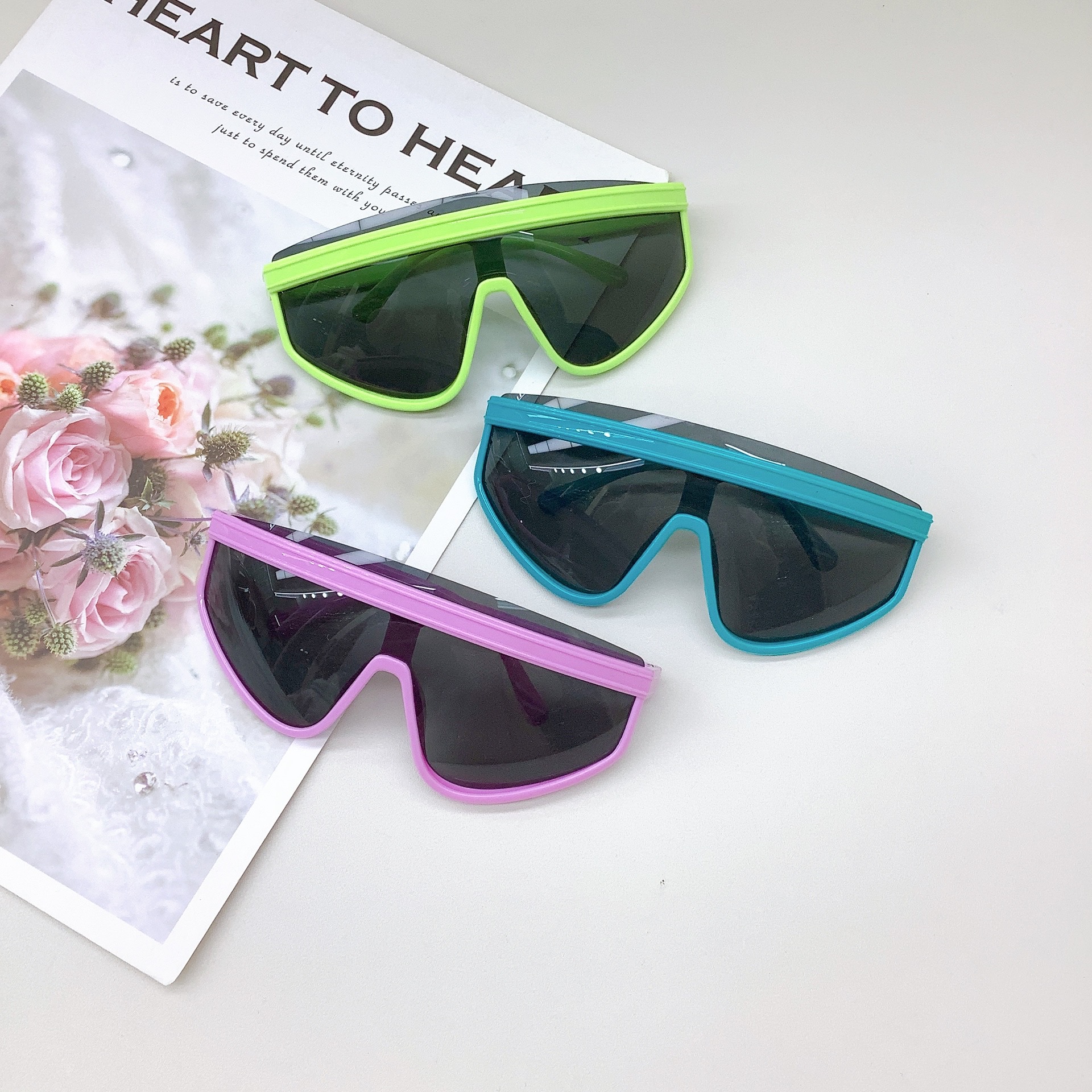 New Kids Sunglasses Fashion Baby Sunglasses One-Piece Cool Cycling Boys Girls Glasses Cross-Border Hot Selling Tide