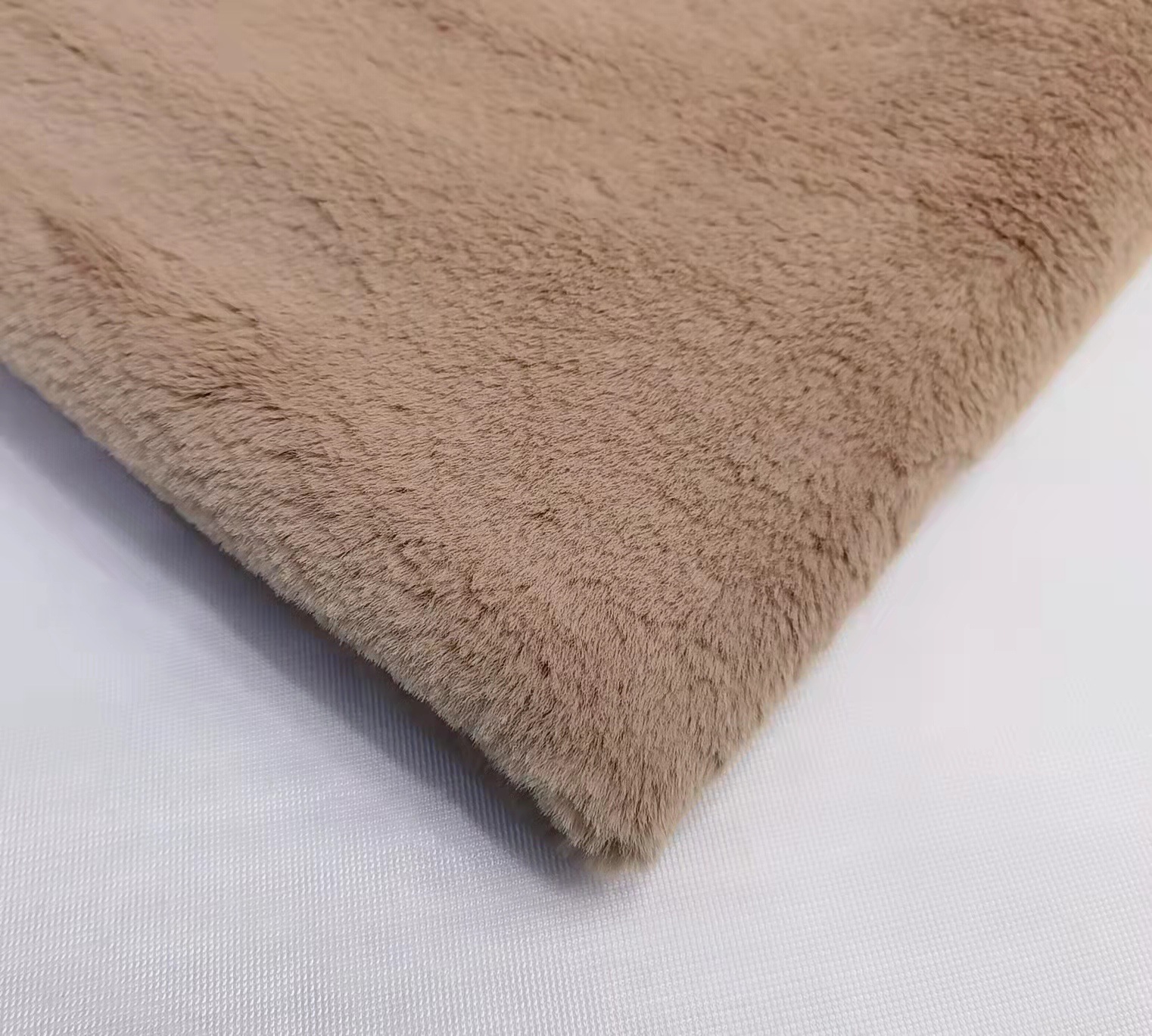 小兔毛10mm经编仿濑兔毛秋冬睡衣鞋帽家纺抱枕家居服时装毛绒面料