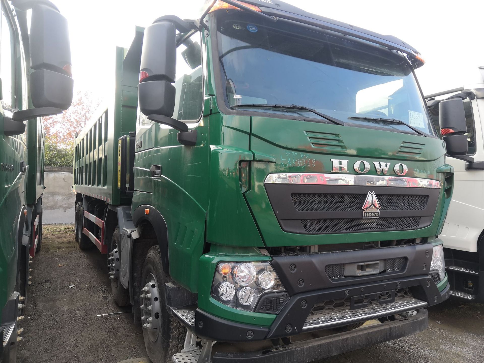 库存自卸车豪沃t7曼机440马力自卸车8.8米车厢18953179828