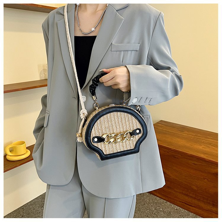 This Year's Popular Woven Small Bag Women's Bag 2023 New Fashion Handbag All-Match Straw Woven Small Square Bag Crossbody Bag