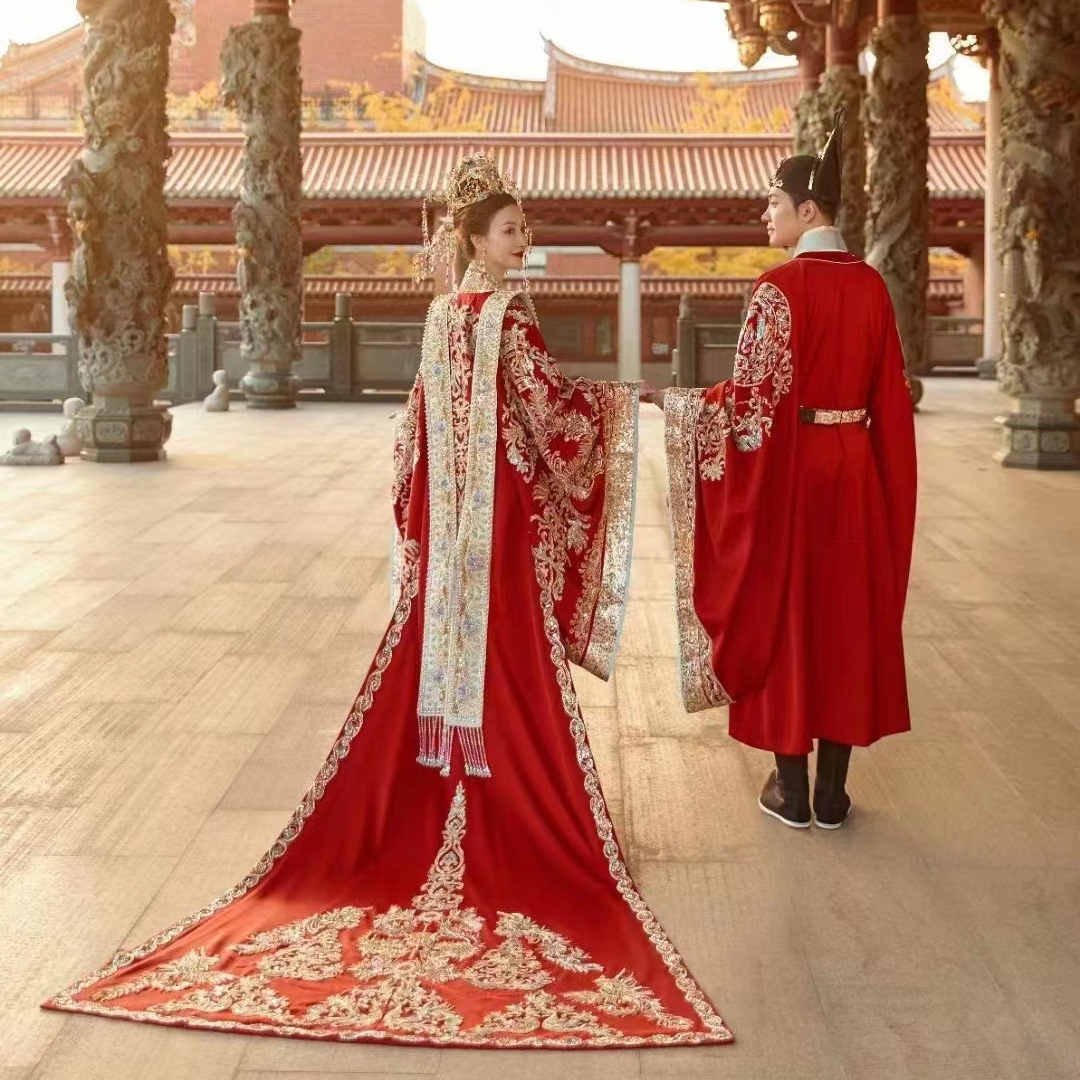 中式宋制婚服胖新娘嫁衣影楼新款情侣古装婚纱摄影凤冠霞帔汉服