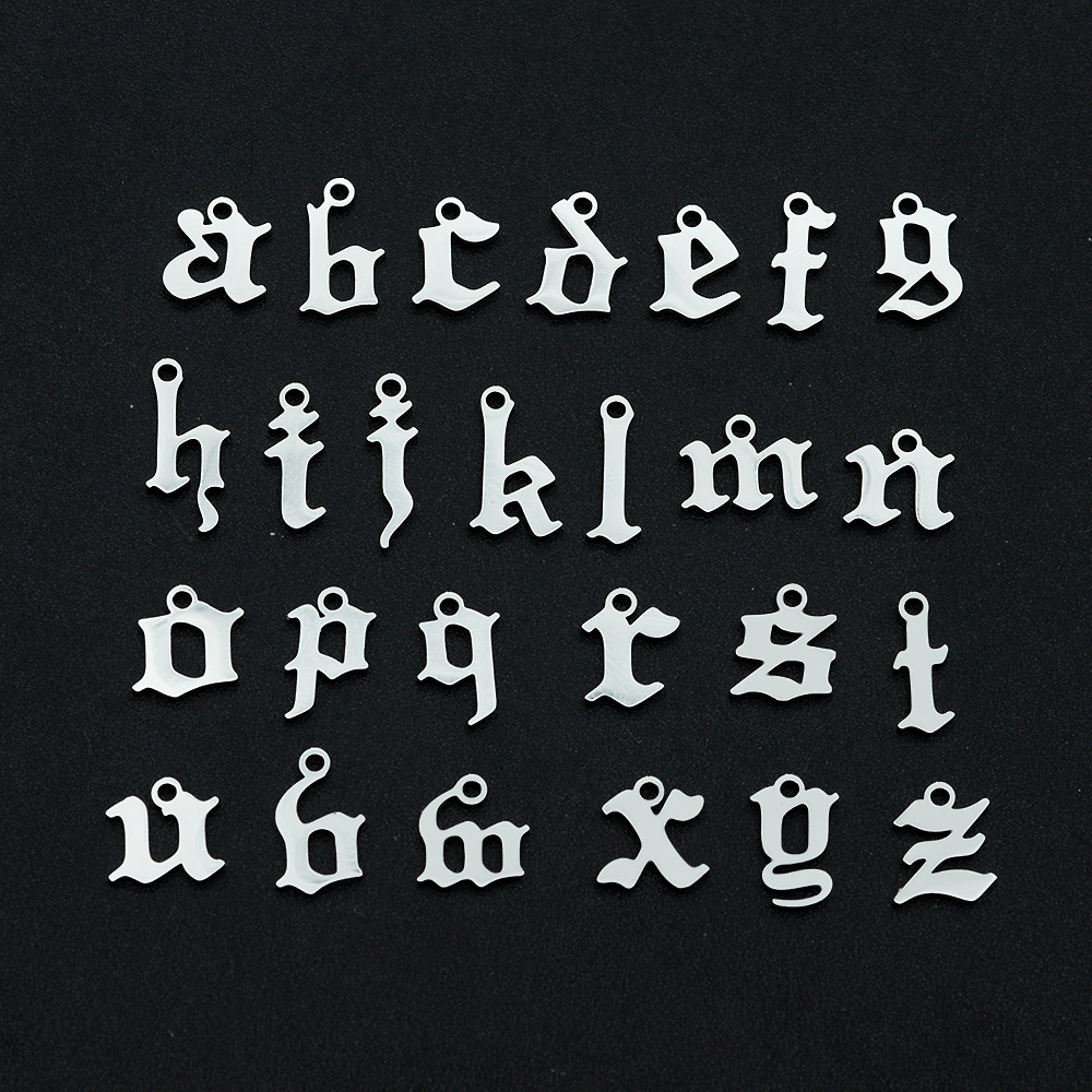 不锈钢吊坠切割镂空英文小写26个字母项链挂件不锈钢diy饰品配件