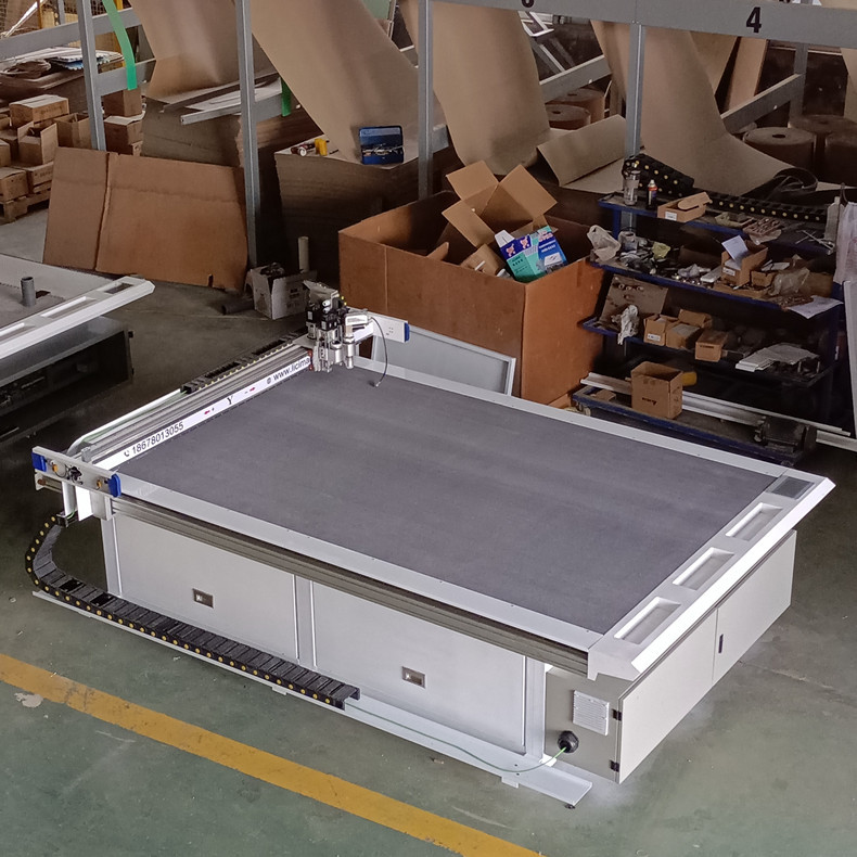 3a瓦楞纸盒割样机 2516重型纸箱切割机