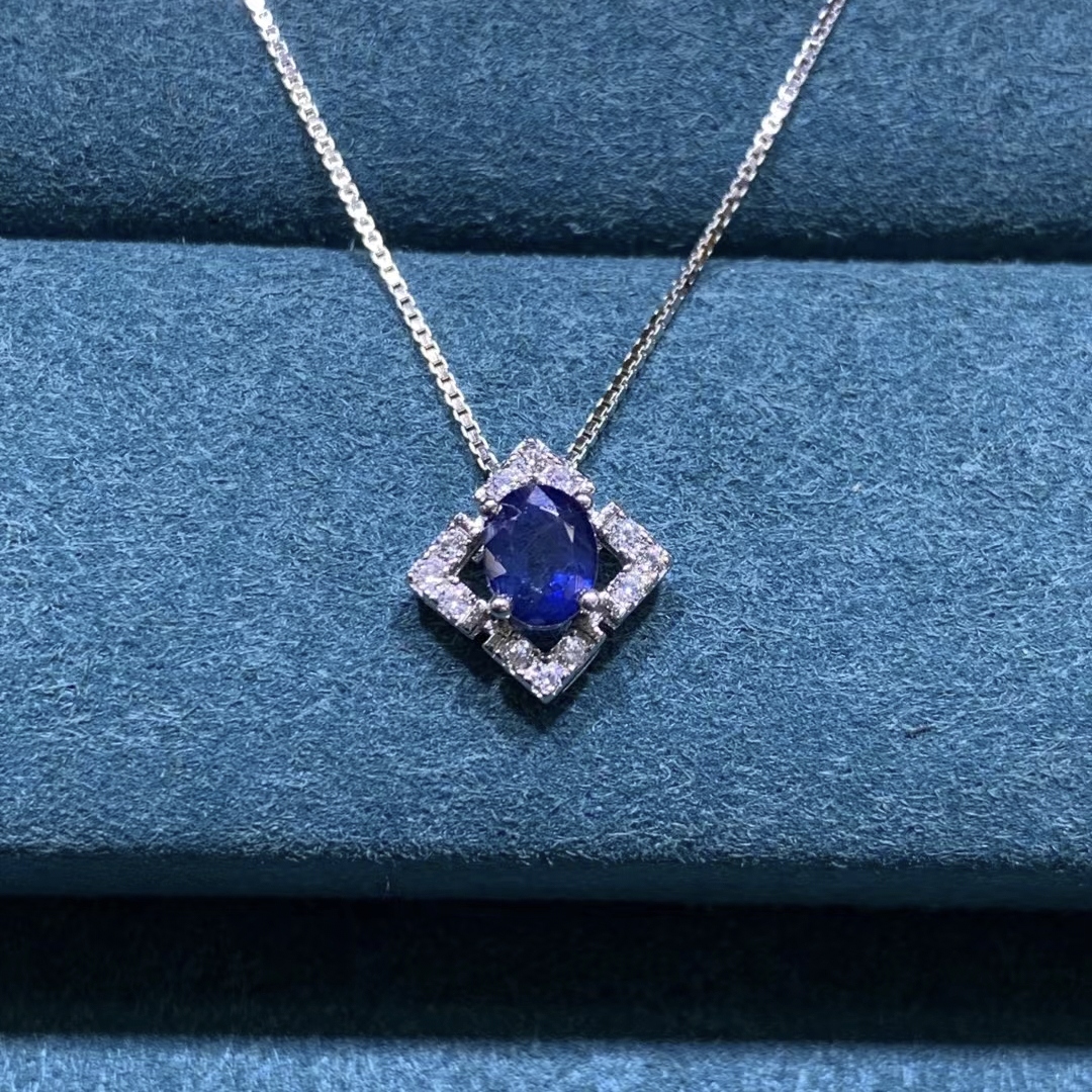 天然彩宝蓝宝石吊坠菱形精致时尚造型s925纯银镶嵌项坠挂坠首饰