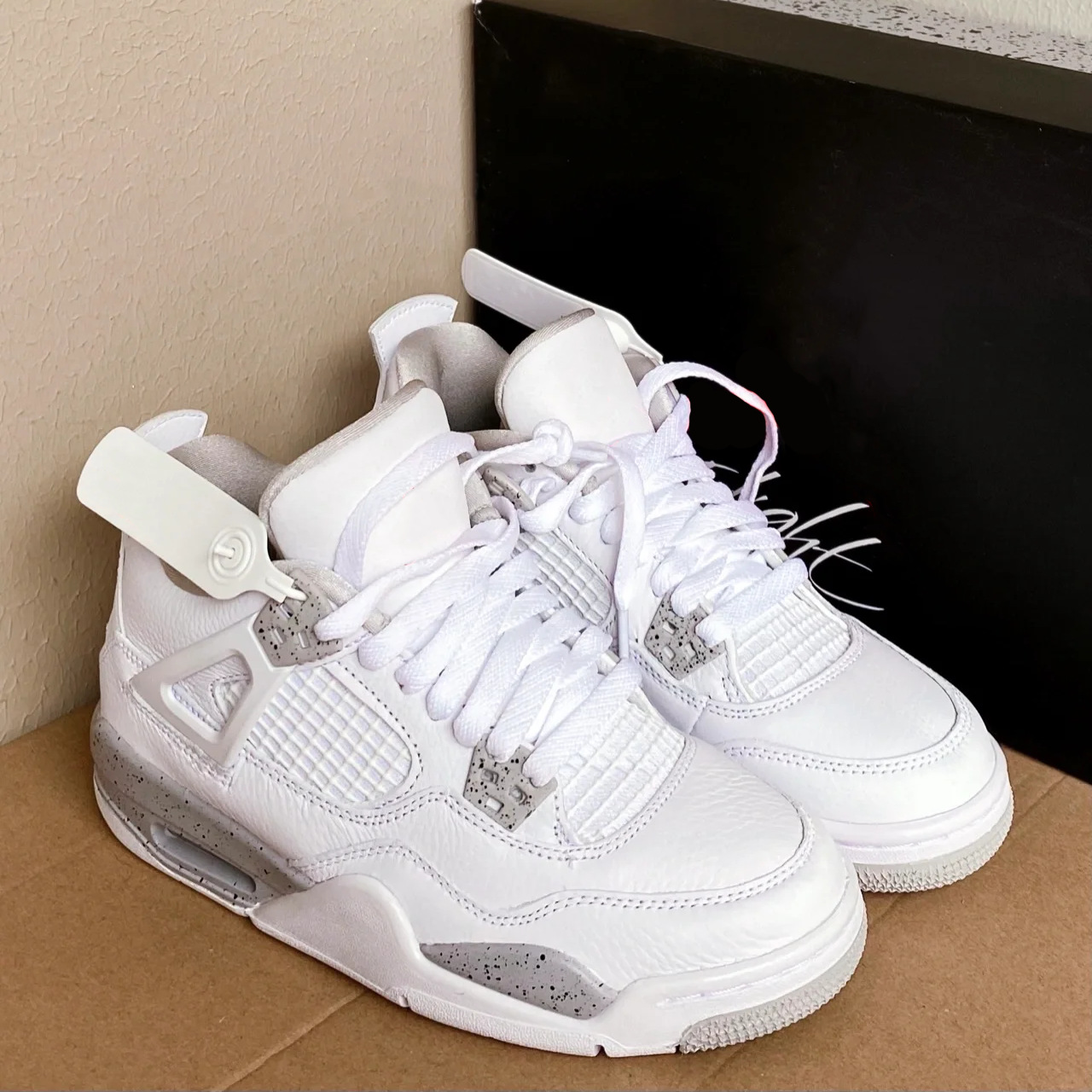 莆田高品质耐尅官aj4气垫篮球鞋男女款户外休闲百搭运动情侣潮鞋