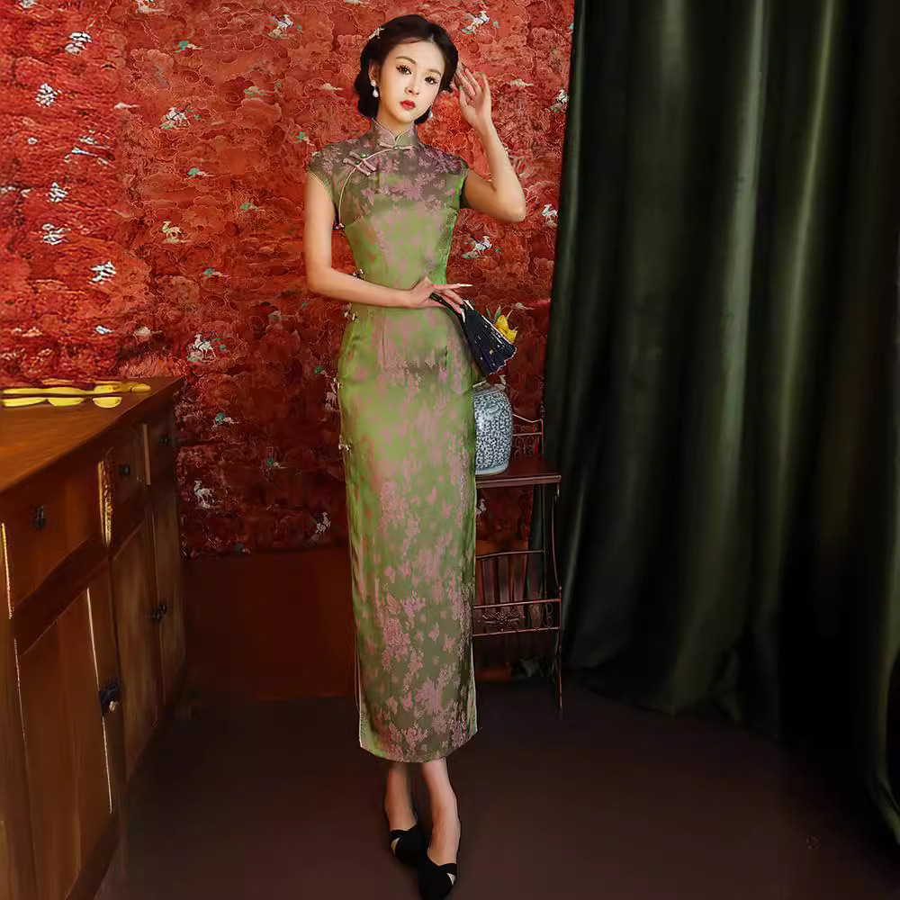 绿色旗袍新款2024新款女改良新中式高贵民国风女装日常长款连衣裙