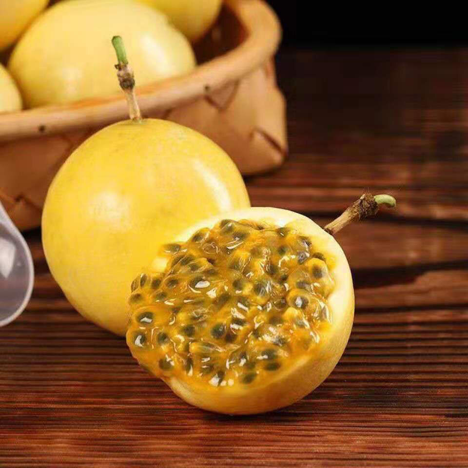 黄金百香果新鲜当季孕妇水果包邮微甜黄皮百香果鸡蛋果产地批发