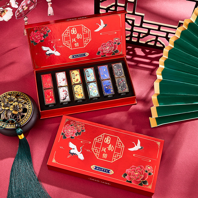 Tiktok Recommended Palace Museum Carved Lipstick Kit Gift Box Matte Finish Long-Lasting Moisturizing Non-Fading Women's Lipstick Gift Box