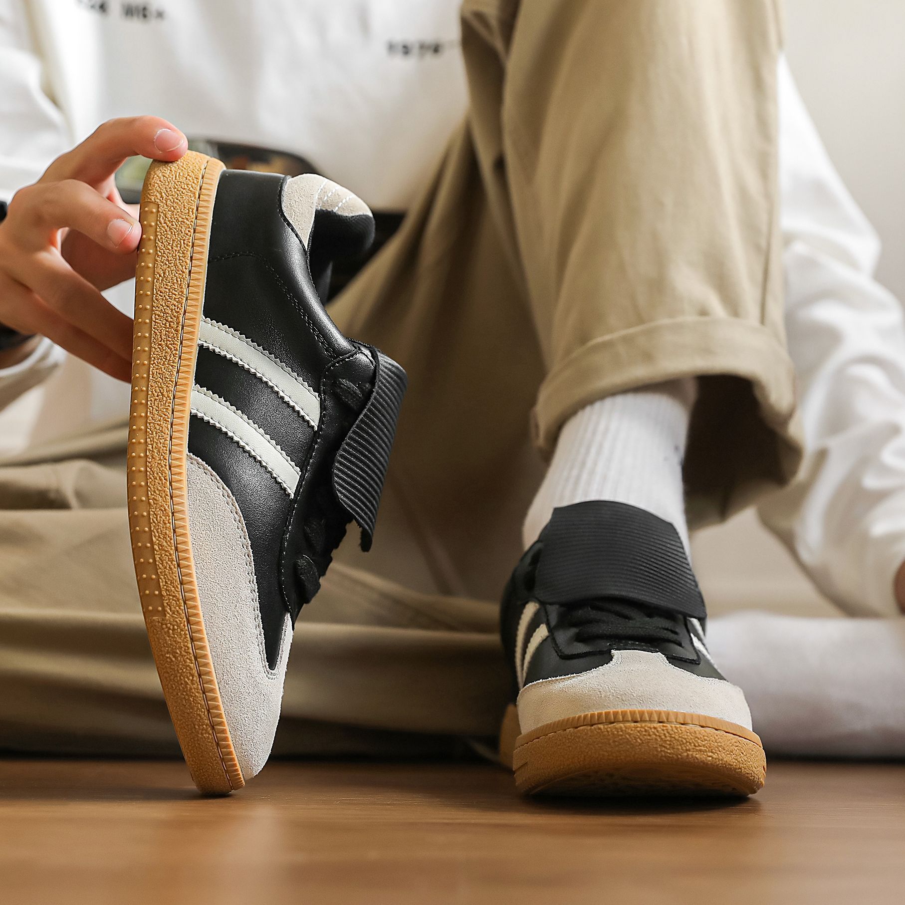 男鞋子潮鞋ins网红爆款德训鞋男生2024百搭牛反绒情侣平底板鞋男