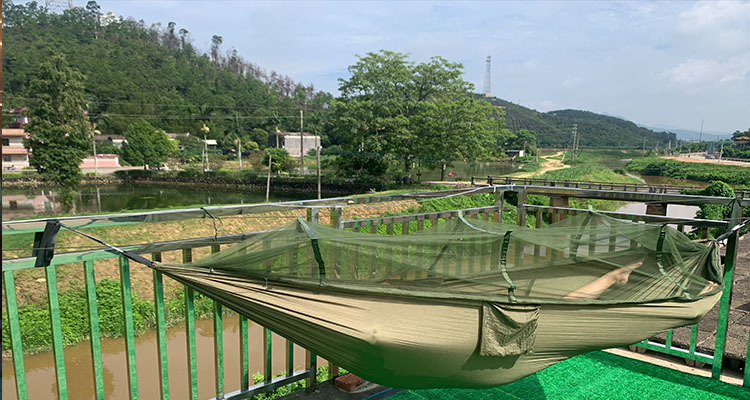 户外野营吊床带蚊帐 露营防蚊 网床千秋阳台摇床定制200起订采购价格