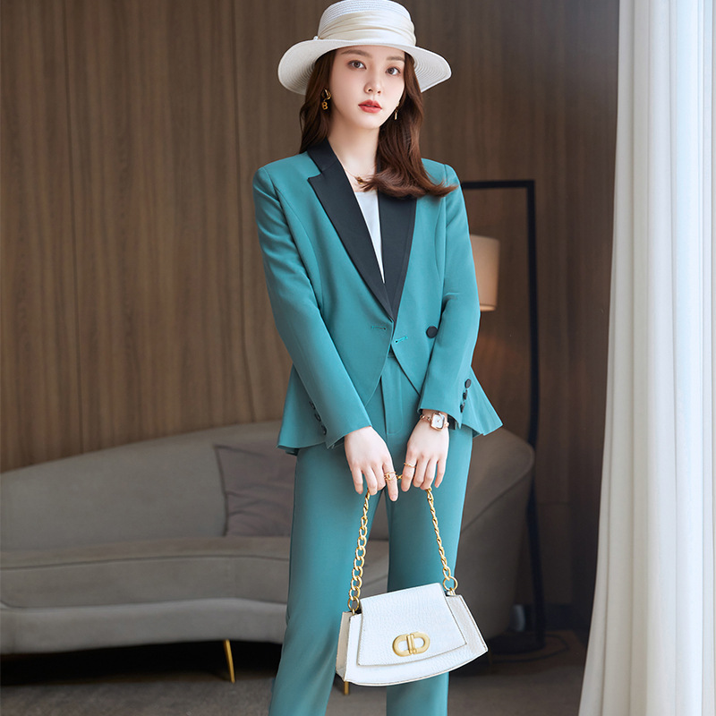 白色西装套装女秋冬新款设计感小众时尚气质女神范职业西服外套冬