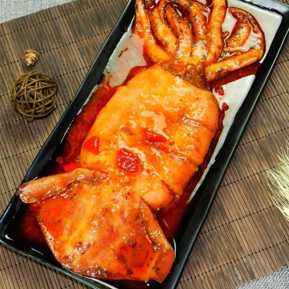 麻辣鱿鱼香辣大鱿鱼网红爆头即食鱿鱼八爪鱼大只装麻辣小海鲜零食