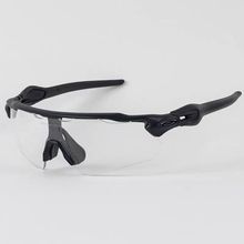 Discoloration lens sport sunglasses（变色片运动太阳眼镜)9275