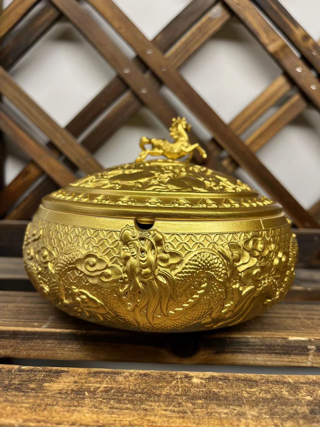 浮雕龙马烟灰缸带盖全铜黄铜办公室家用客厅高档大号烟缸送礼礼品